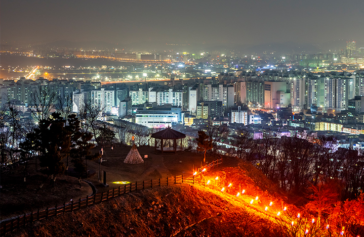 도시를 더 화려하고 아름답게 연출하는 '인천 야경'